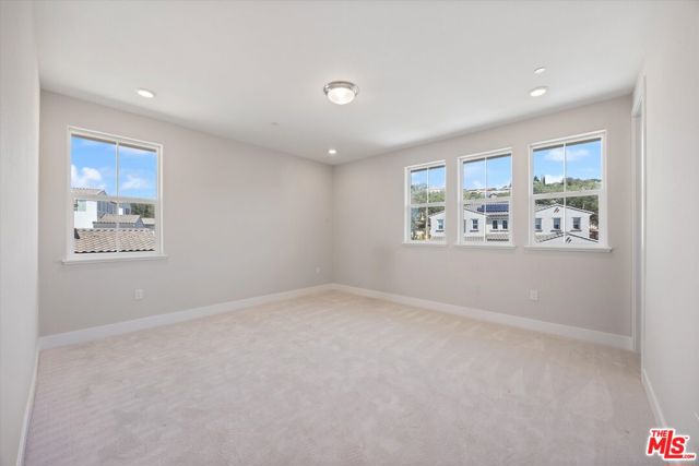 5153 Wild Oak Lane, El Dorado Hills CA: https://media.crmls.org/mediaz/f1bdb7c5-f25e-4645-a859-379a8cfe26fd.jpg