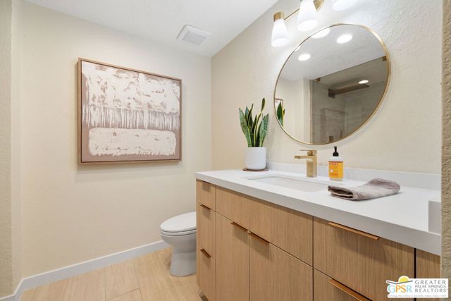 6 Joya Drive, Palm Desert CA: https://media.crmls.org/mediaz/f1be96d5-b5f8-40b4-8f85-861ef2b94846.jpg