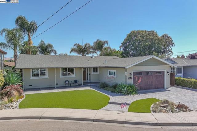 1429 Columbus Ave, Livermore CA: https://media.crmls.org/mediaz/f1becc72-f7c2-4a88-8504-9b818ab7610b.jpg