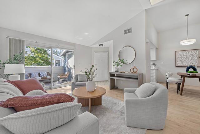 1578 Thorncrest Drive, San Jose CA: https://media.crmls.org/mediaz/f1bf032f-b345-4db4-9ae1-2f2eedf67c40.jpg