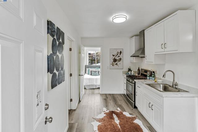 9700 Macarrthur Blvd., Oakland CA: https://media.crmls.org/mediaz/f1bf7795-9158-4fc0-9540-53299809f201.jpg