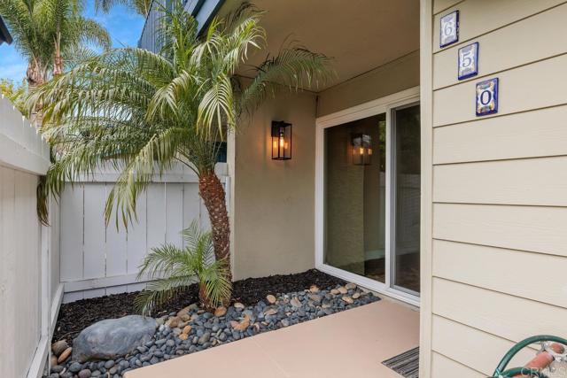 Detail Gallery Image 3 of 36 For 650 E Solana Cir, Solana Beach,  CA 92075 - 2 Beds | 1/1 Baths