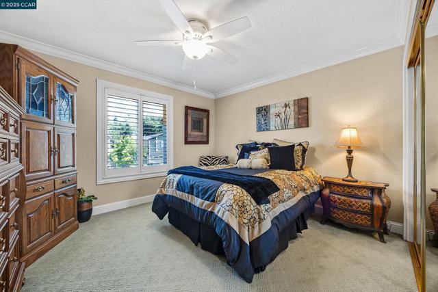 100 Chadbourne Dr, Danville CA: https://media.crmls.org/mediaz/f1bfb895-3b41-48eb-b735-cabdae9f1469.jpg