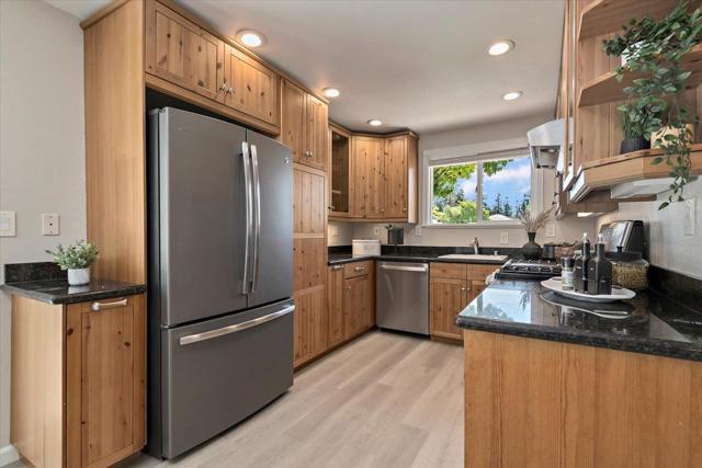 575 Fir Avenue, Sunnyvale CA: https://media.crmls.org/mediaz/f1bfedb2-cd2d-4954-8013-fd0591152c96.jpg