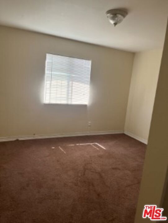 2223 E Oris Street, Compton CA: https://media.crmls.org/mediaz/f1c049c8-4723-410a-b02b-3c13af092ed7.jpg