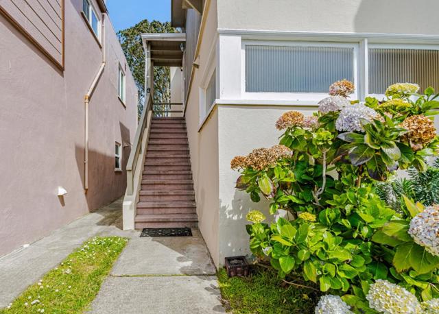 767 Beechwood Drive, Daly City CA: https://media.crmls.org/mediaz/f1c0f4a7-2e52-4fad-ab76-509ac16915d9.jpg