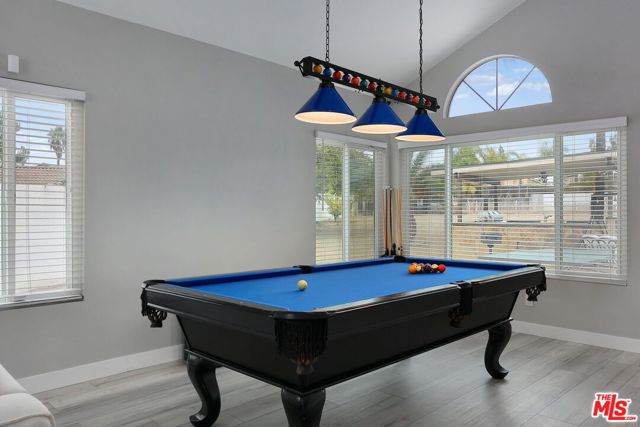 39665 Maple Leaf Court, Murrieta CA: https://media.crmls.org/mediaz/f1c23074-75cd-4653-8385-d3117bf89331.jpg