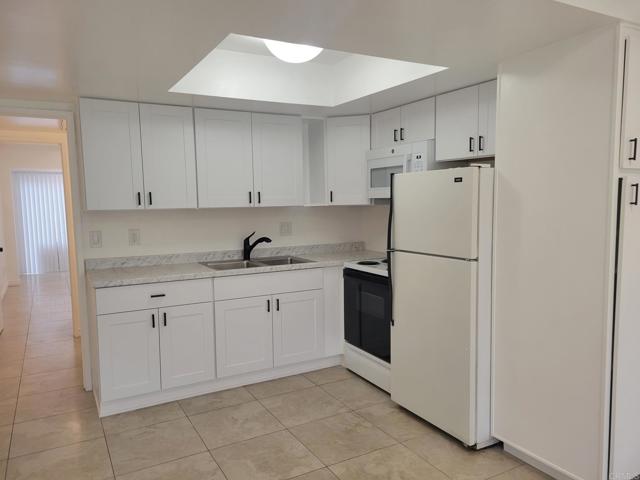 27735 Mountain Meadow Road, Escondido CA: https://media.crmls.org/mediaz/f1c23b80-e1a6-40ce-8f08-d9689a871f95.jpg