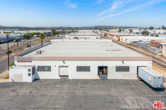 Image 4 of 21 For 2300 Garfield Avenue
