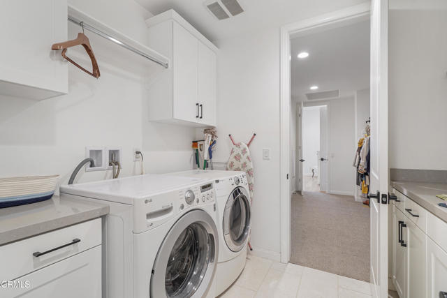 Detail Gallery Image 14 of 51 For 263 Wisteria St, Fillmore,  CA 93015 - 5 Beds | 3/1 Baths