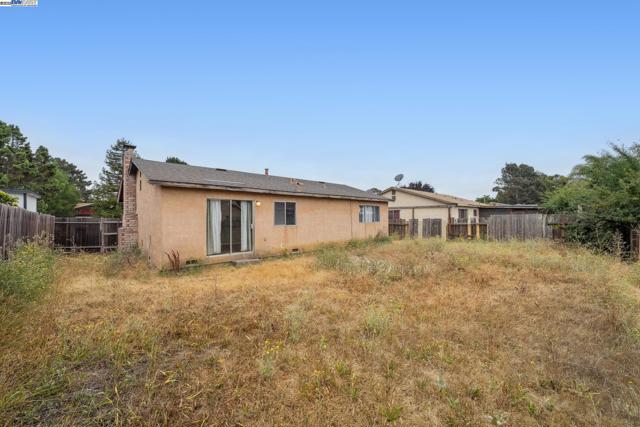 220 PEMBROKE DRIVE, Vallejo CA: https://media.crmls.org/mediaz/f1c30b3a-6b26-42c1-be34-f1fd8031183c.jpg