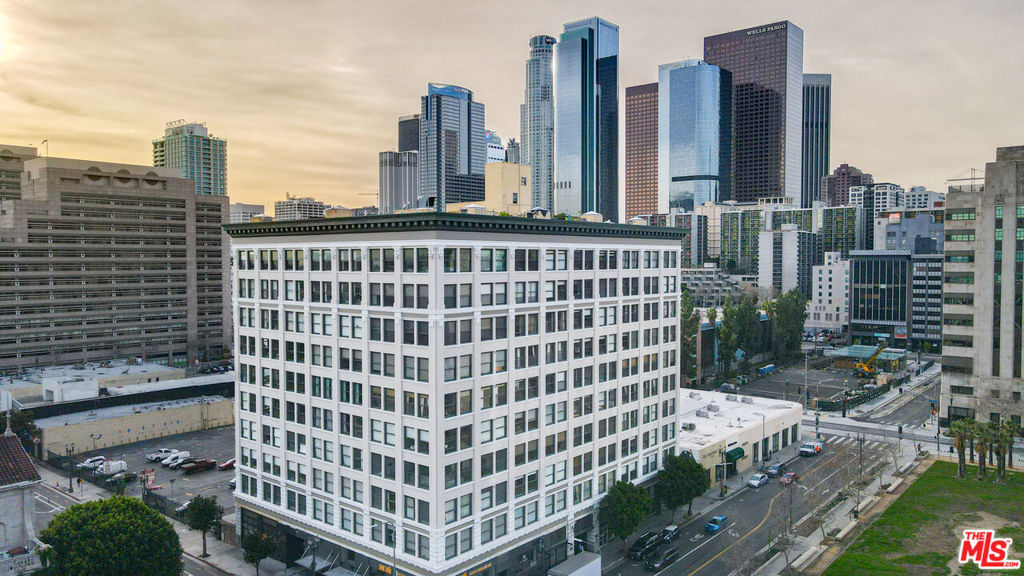 108 W 2nd Street #309