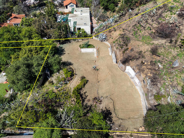 2115 Pinecrest Dr, Altadena CA: https://media.crmls.org/mediaz/f1c43a62-116a-4875-ab61-7b8e0f47f705.jpg