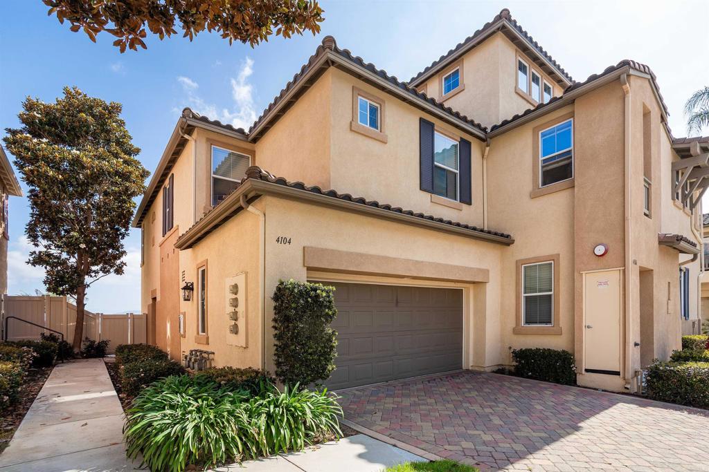 4104 Peninsula Drive