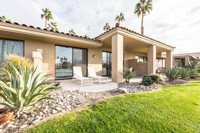 Image 11 of 34 For 38774 Wisteria Drive