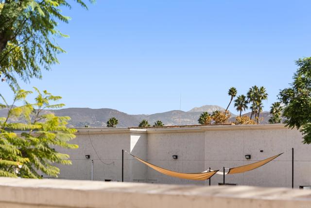 11358 Via Rancho San Diego Unit G, El Cajon CA: https://media.crmls.org/mediaz/f1c720db-0088-4b7a-80af-db45b9350b85.jpg