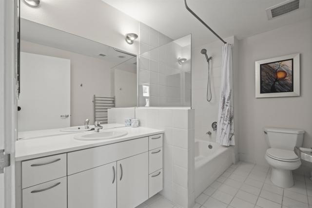 3788 Park Blvd, San Diego CA: https://media.crmls.org/mediaz/f1c8d642-ab36-483a-a3ae-88cc7bf08781.jpg
