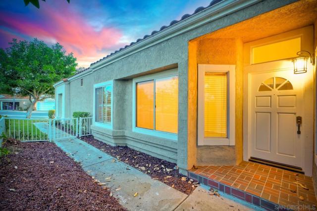 15638 Royal Crown Row, San Diego CA: https://media.crmls.org/mediaz/f1c8f232-348e-4750-8448-ec5919bd9c08.jpg