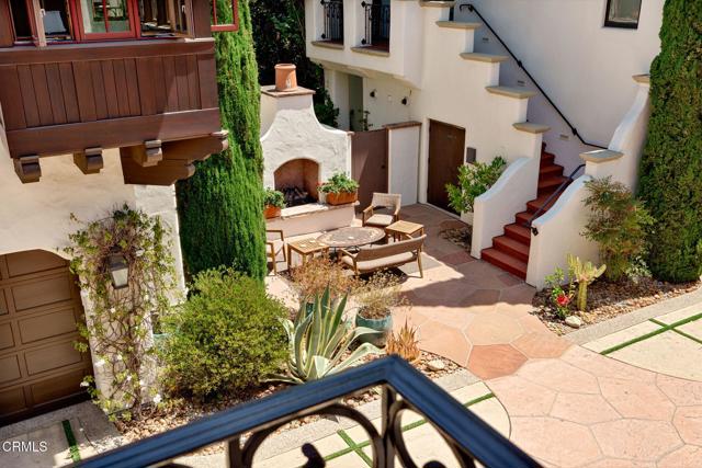 228 W Yanonali Street, Santa Barbara CA: https://media.crmls.org/mediaz/f1c9068f-4079-498f-a7b6-6184f468b79b.jpg