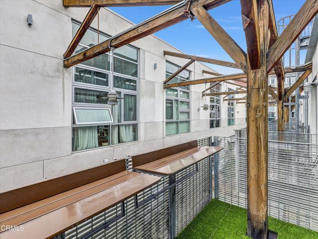 Detail Gallery Image 28 of 40 For 527 Molino St #110,  Los Angeles,  CA 90013 - 2 Beds | 1/1 Baths