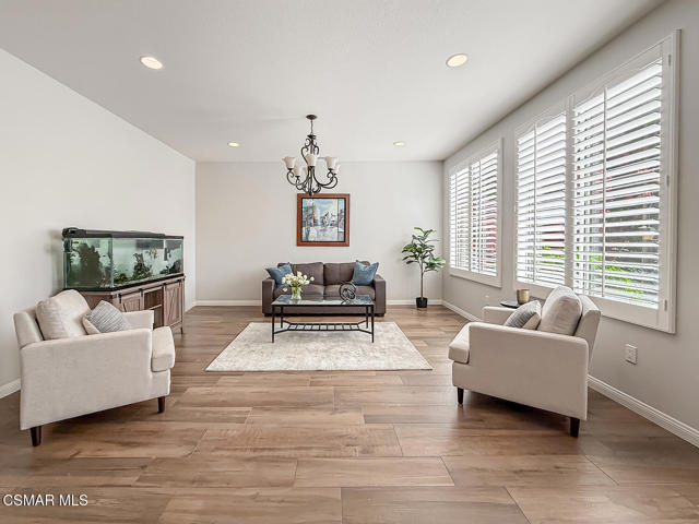 Image 10 of 67 For 388 Via Cresta