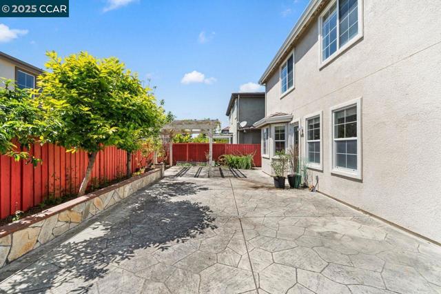 35970 Green Street, Union City CA: https://media.crmls.org/mediaz/f1c9ad58-a829-4ea5-a95d-cf4f5f98693d.jpg