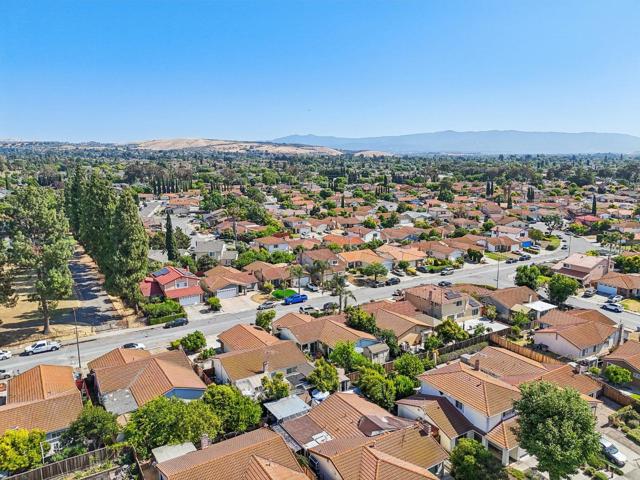 3065 Centerwood Way, San Jose CA: https://media.crmls.org/mediaz/f1c9c2e7-b373-4ca7-b0cb-58690cd6a324.jpg