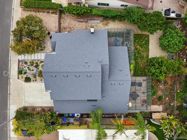 1554 Traveld Way, Encinitas CA: https://media.crmls.org/mediaz/f1ca4f95-8d0d-4b04-a5d2-8c6ca4e89d69.jpg