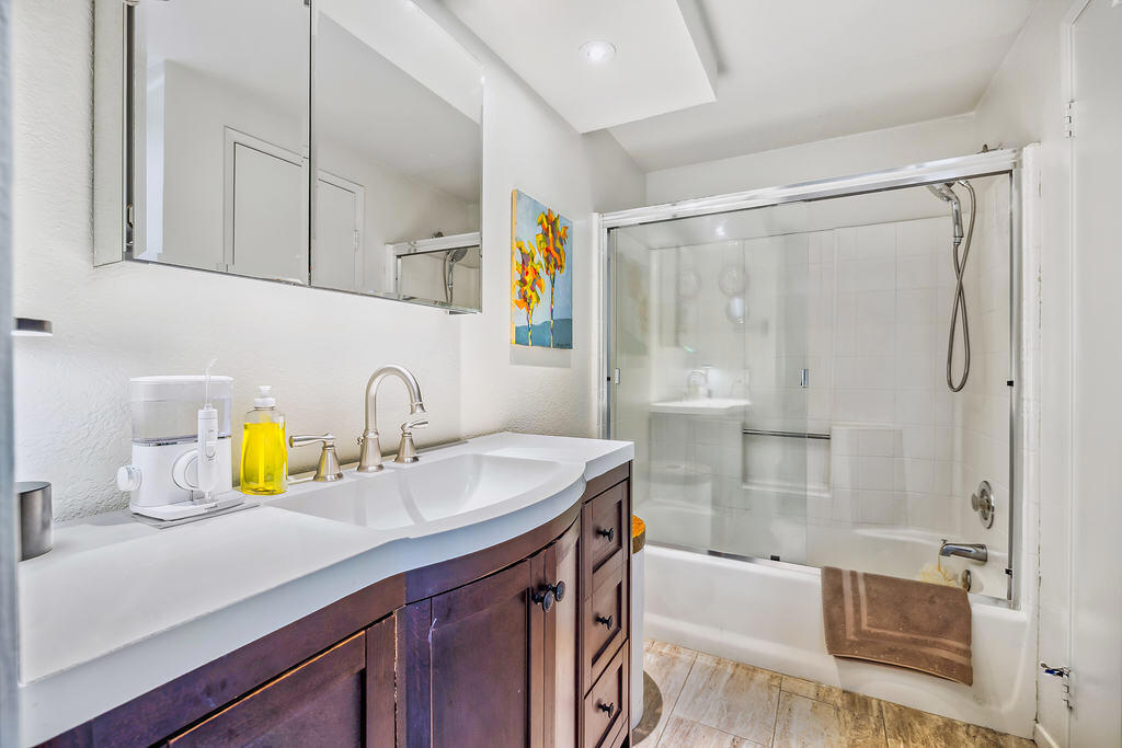 MLS #219130933DA image #16