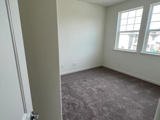 2800 High Tide Avenue, Sacramento CA: https://media.crmls.org/mediaz/f1ca8871-46ad-47ab-b9ce-2705ed9cb42a.jpg