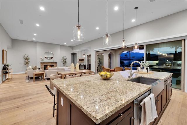 55120 Autumn Valley Court, La Quinta CA: https://media.crmls.org/mediaz/f1caef9f-3f3f-40ae-8a03-d8a3878f1886.jpg