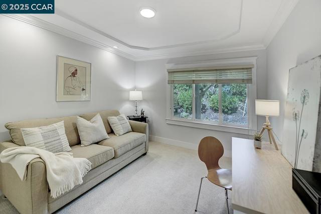 1232 Skycrest Dr, Walnut Creek CA: https://media.crmls.org/mediaz/f1cb5dc2-76cc-49ee-8876-5cf044dc5c09.jpg