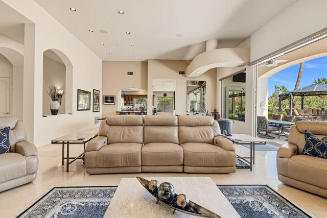 334 Crest Lake Drive, Palm Desert, CA 92211
