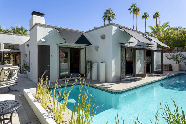 1755 S Mesa Drive, Palm Springs, CA 92264