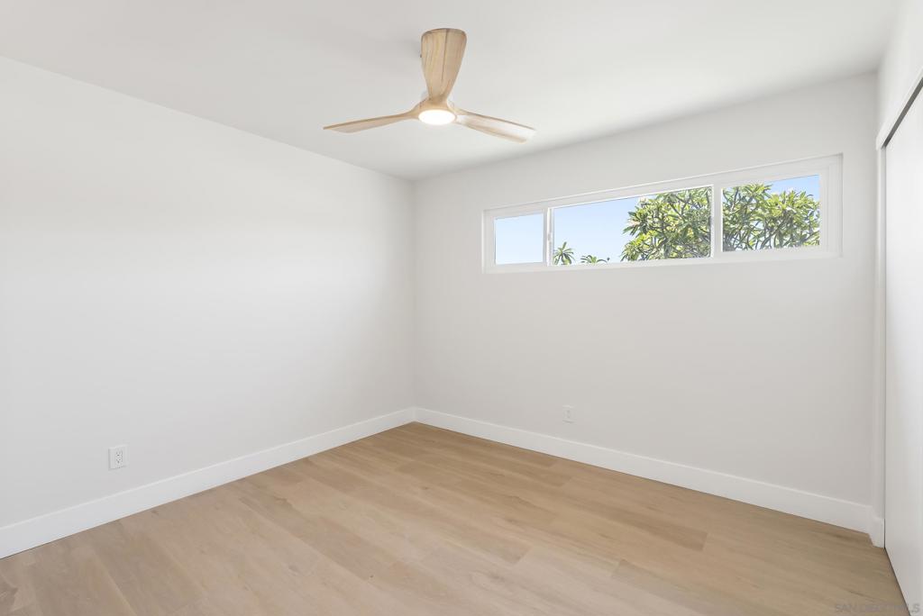 MLS #250034115SD img 29