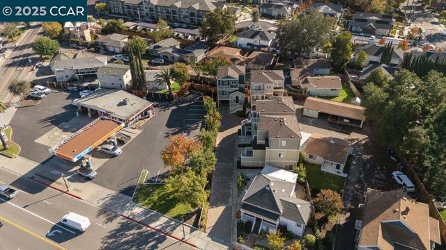 200 Valletta Ln, Pleasanton CA: https://media.crmls.org/mediaz/f1cd4228-427b-46d0-a1cc-0c26da4752a2.jpg