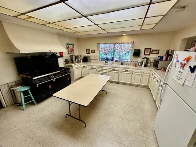 Detail Gallery Image 25 of 31 For 2130 Sunset Dr. #14,  Vista,  CA 92081 - 2 Beds | 2 Baths