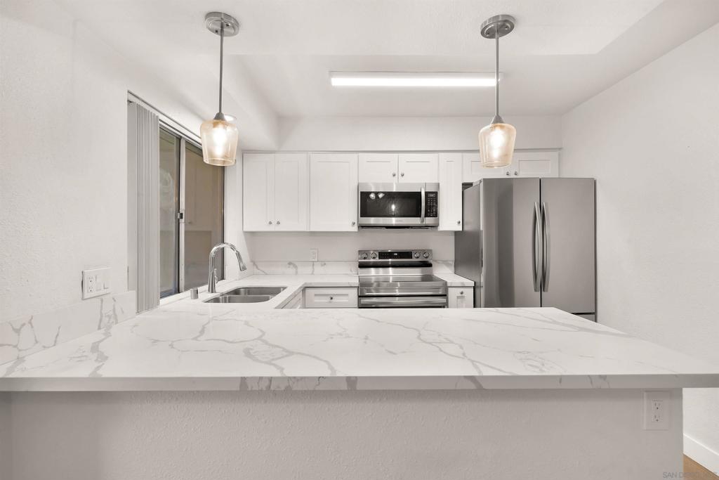 7982 Mission Center - photo 5