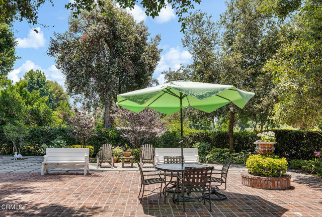 3350 Lombardy Road, Pasadena CA: https://media.crmls.org/mediaz/f1cf3761-ddc1-4ab9-b5c4-f22ba2d545ee.jpg