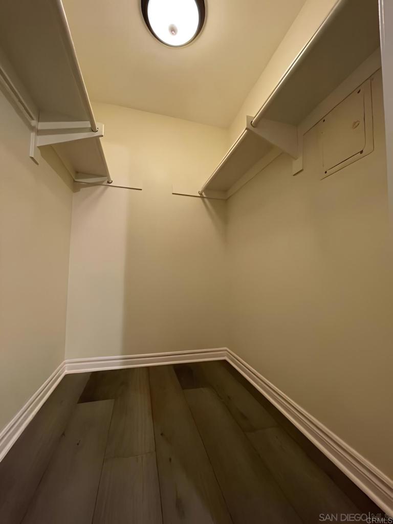 https://media.crmls.org/mediaz/f1cf463d-0107-41cc-a880-8fcc5d50060a.jpg?preset=X-Large