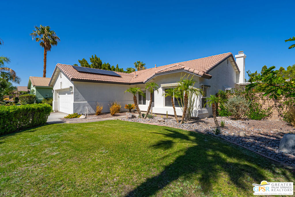 2220 N Paseo De Anza