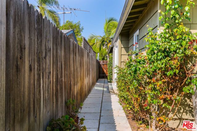 10748 Westminster Avenue, Los Angeles CA: https://media.crmls.org/mediaz/f1d17283-c147-448d-968f-4e742519a417.jpg