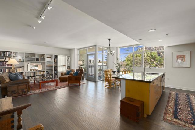 3812 Park Blvd, San Diego CA: https://media.crmls.org/mediaz/f1d1c86f-1456-416f-83ce-631d24684608.jpg