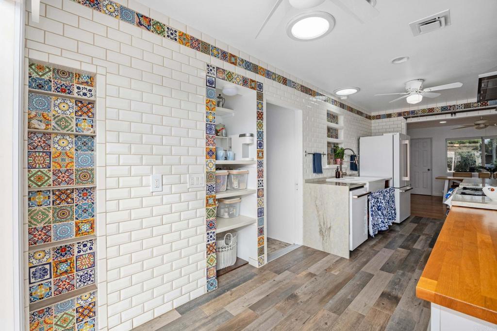 1204 California Street - photo 17