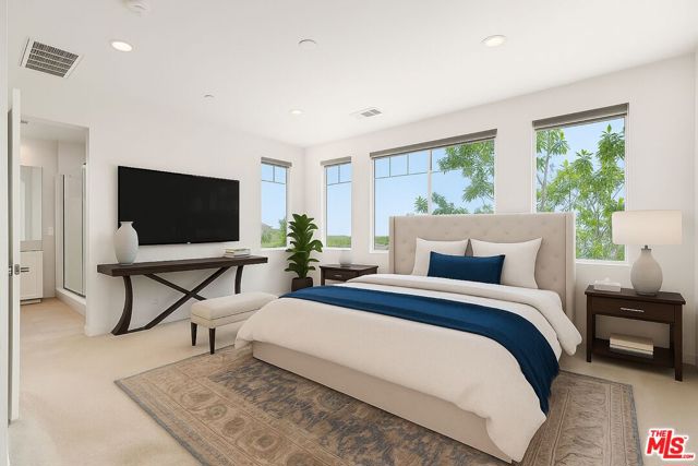 111 Benchmark, Irvine CA: https://media.crmls.org/mediaz/f1d2a9bf-97b4-44e5-a10d-e0448ad08f75.jpg