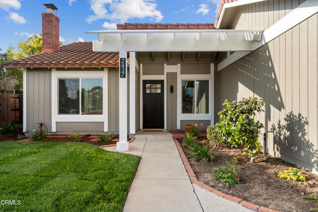 Detail Gallery Image 3 of 49 For 2437 Kimberly Ave, Camarillo,  CA 93010 - 3 Beds | 2 Baths