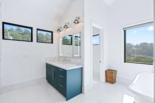 1016 Escalero Avenue, Pacifica CA: https://media.crmls.org/mediaz/f1d4a602-b29f-41c6-8acb-2f0a300195e2.jpg