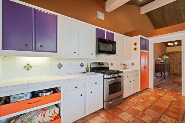 Detail Gallery Image 12 of 46 For 431 Orpheus Ave, Encinitas,  CA 92024 - 3 Beds | 3 Baths