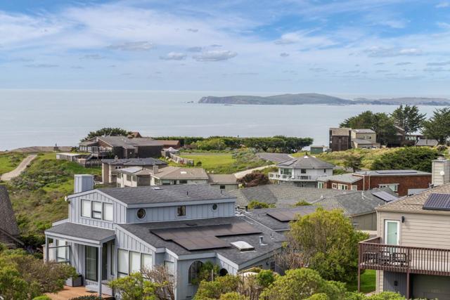 10 Maui Lane, Dillon Beach CA: https://media.crmls.org/mediaz/f1d5bc6c-40d2-4fd0-a3c6-eca1bfdbb249.jpg