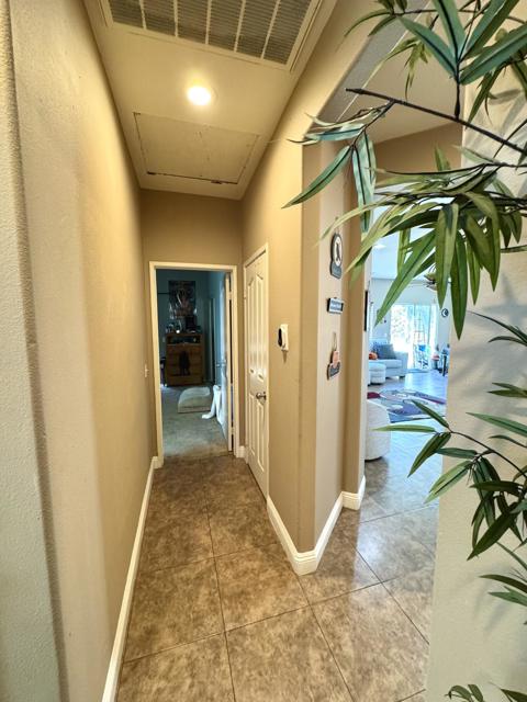 40567 Broadmoor Drive, Indio CA: https://media.crmls.org/mediaz/f1d607e4-b719-477c-9244-5a740cf3544f.jpg